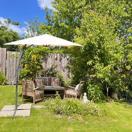 Roulotte A Holiday home Honfleur